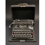 Machine a ecrire SS. Typewriter SS.