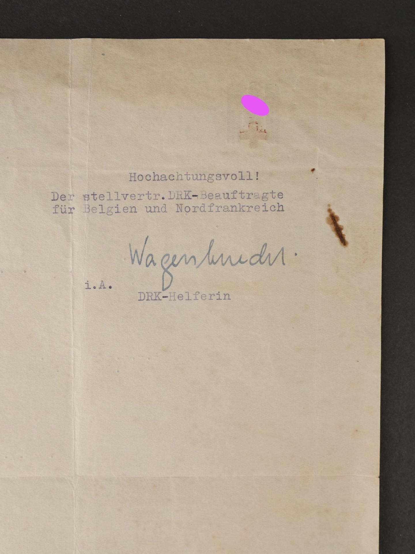 Ensemble de documents sur la Croix Rouge allemande. Set of documents on the German Red Cross. - Bild 2 aus 5