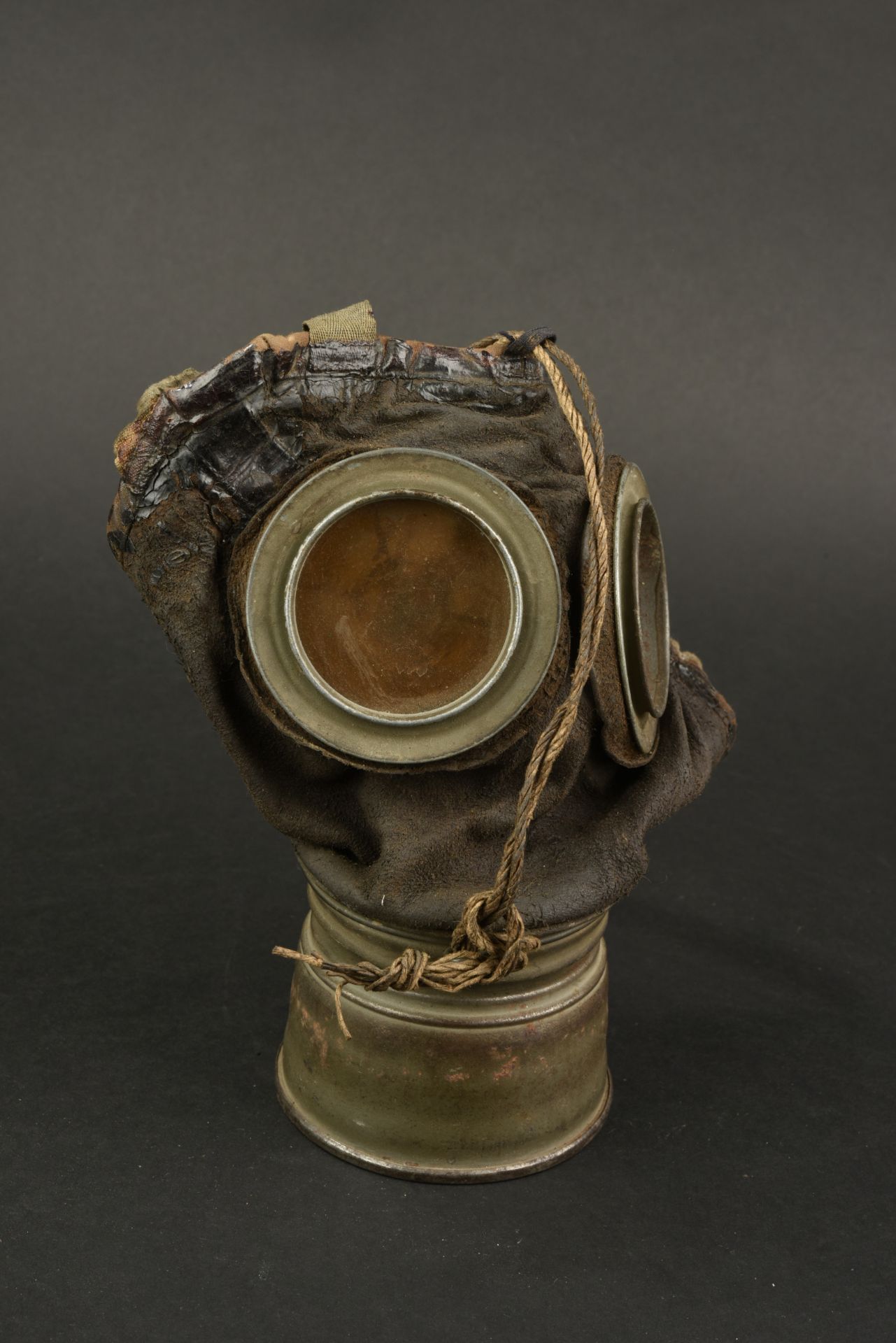 Masque anti-gaz allemand WWI. WWI German anti-gas mask. - Bild 4 aus 5