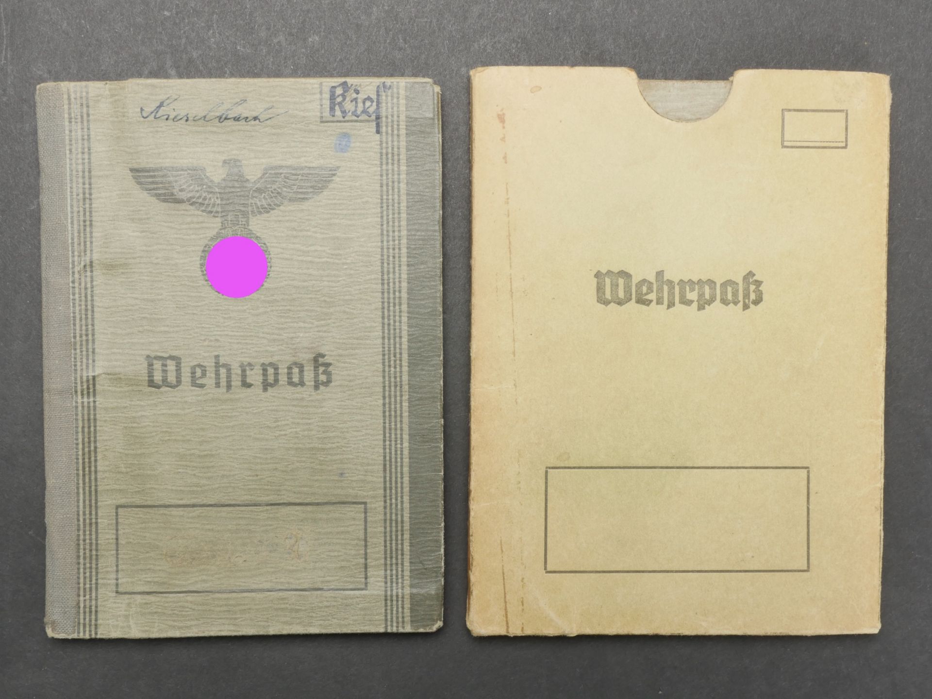 Wehrpass Allemand. German Wehrpass.  - Image 2 of 5