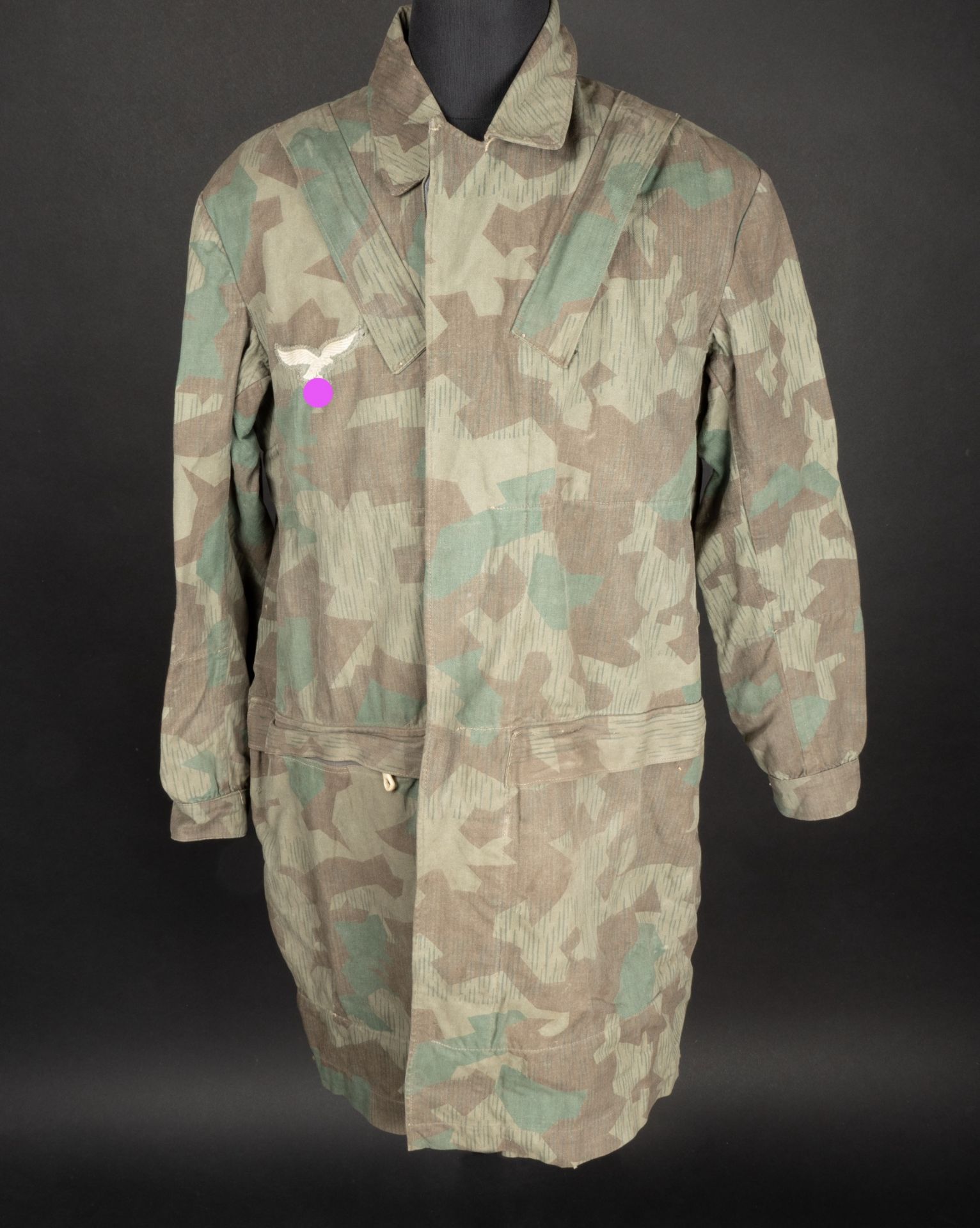 Blouse de parachutiste allemand. Blouse of German parachutist. 