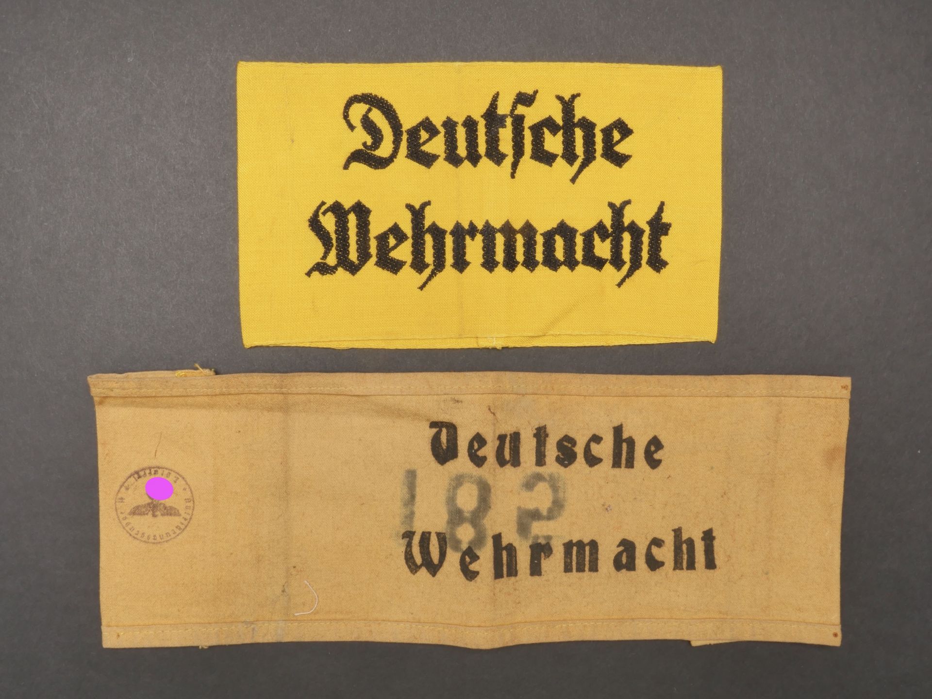 Brassards Deutsche Wehrmacht. Deutsche Wehrmacht armbands.