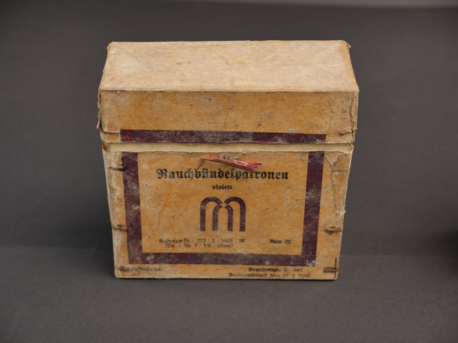 Boites pour fusees eclairante allemande. Boxes for German flares.  - Image 2 of 5