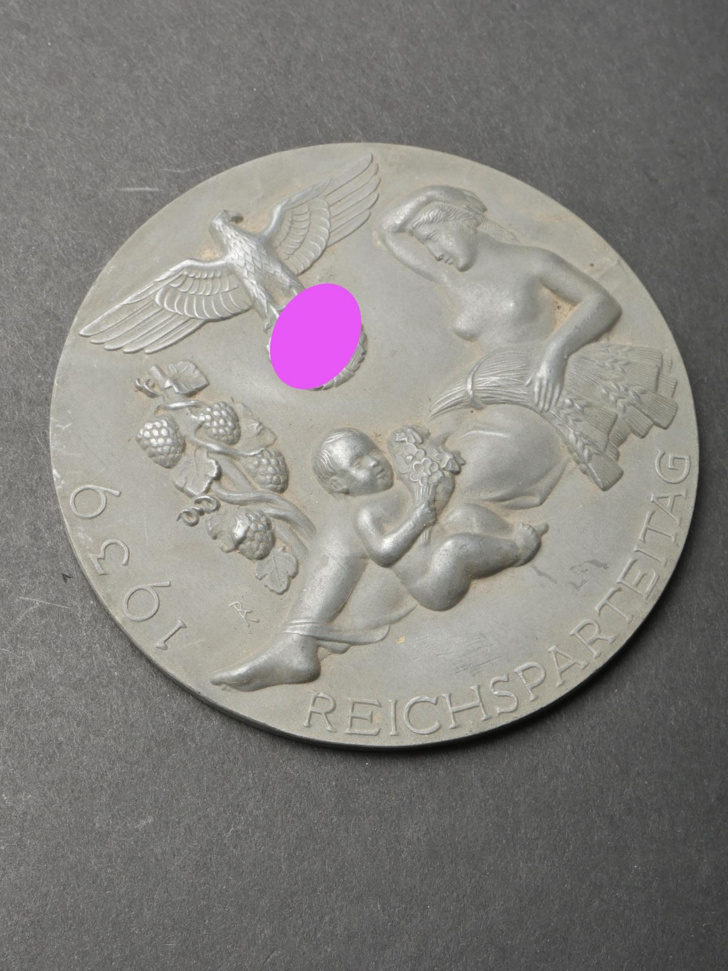 Medaille Reichsparteitag 1939. Reichsparteitag 1939 medal. - Image 2 of 4