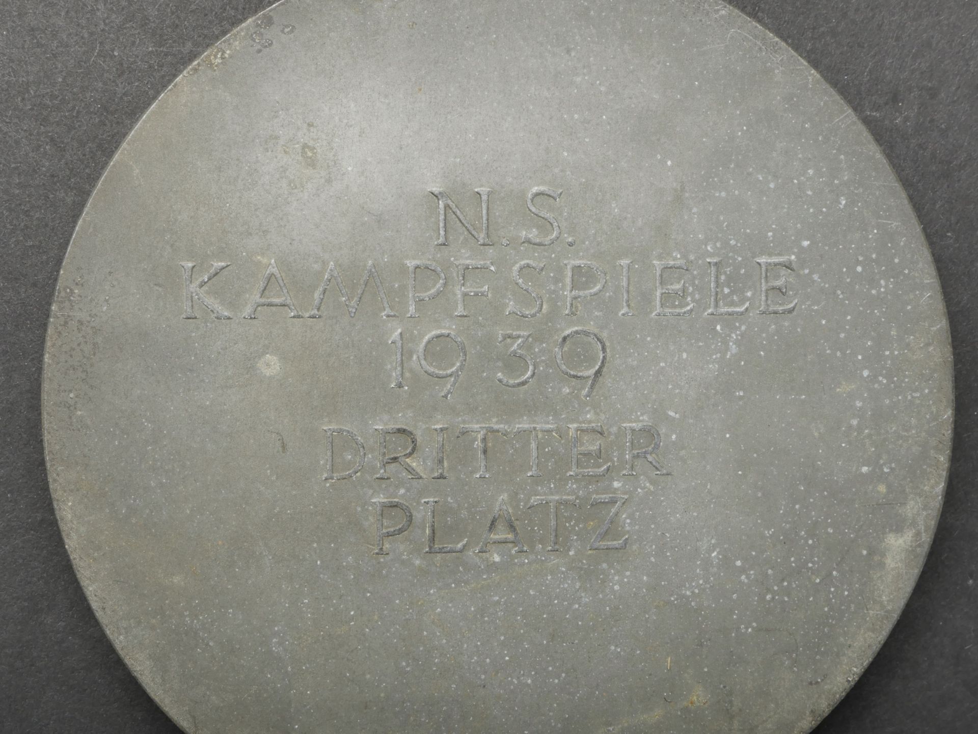 Medaille Reichsparteitag 1939. Reichsparteitag 1939 medal. - Image 4 of 4
