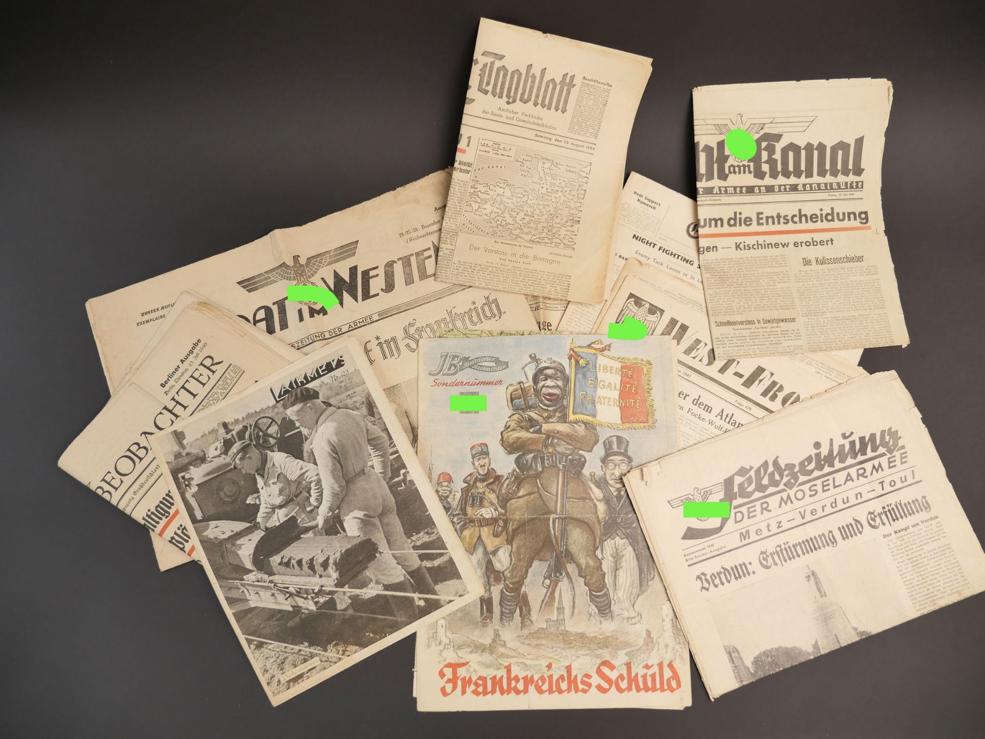 Journaux allemand. German newspaper. 
