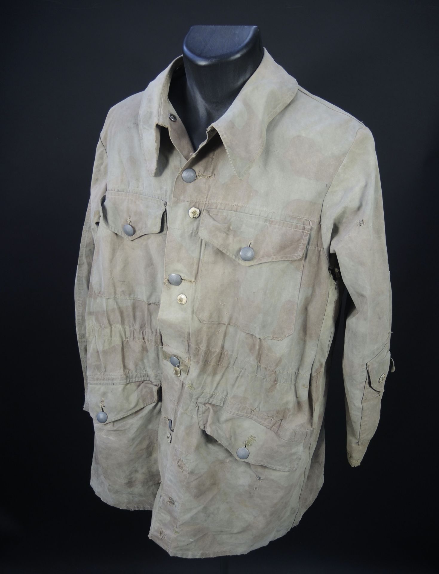 Blouson SS camoufle. Camouflaged SS jacket.