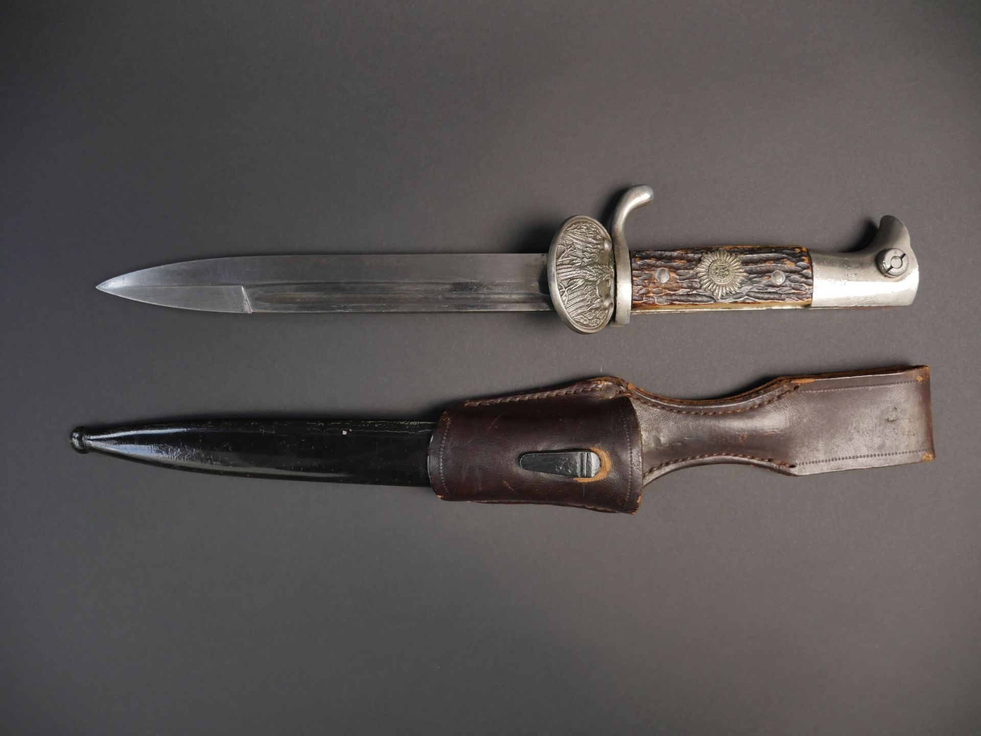 Baionnette allemande. German bayonet. 