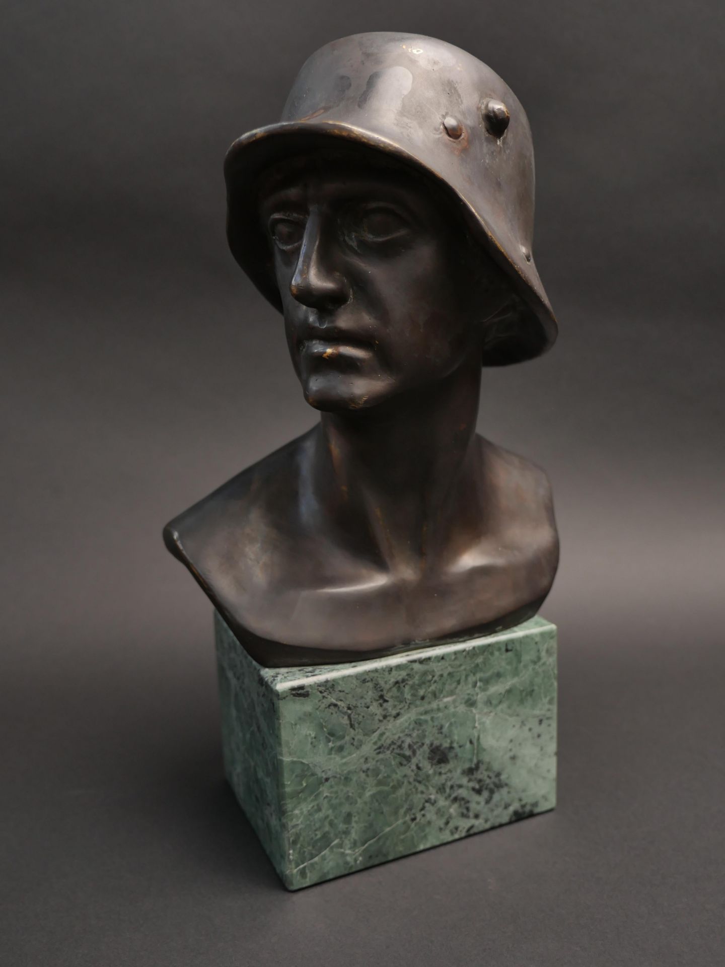 Buste de soldat allemand. German soldier bust.