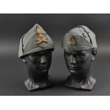 Bonnets de police italien. Italian police hats