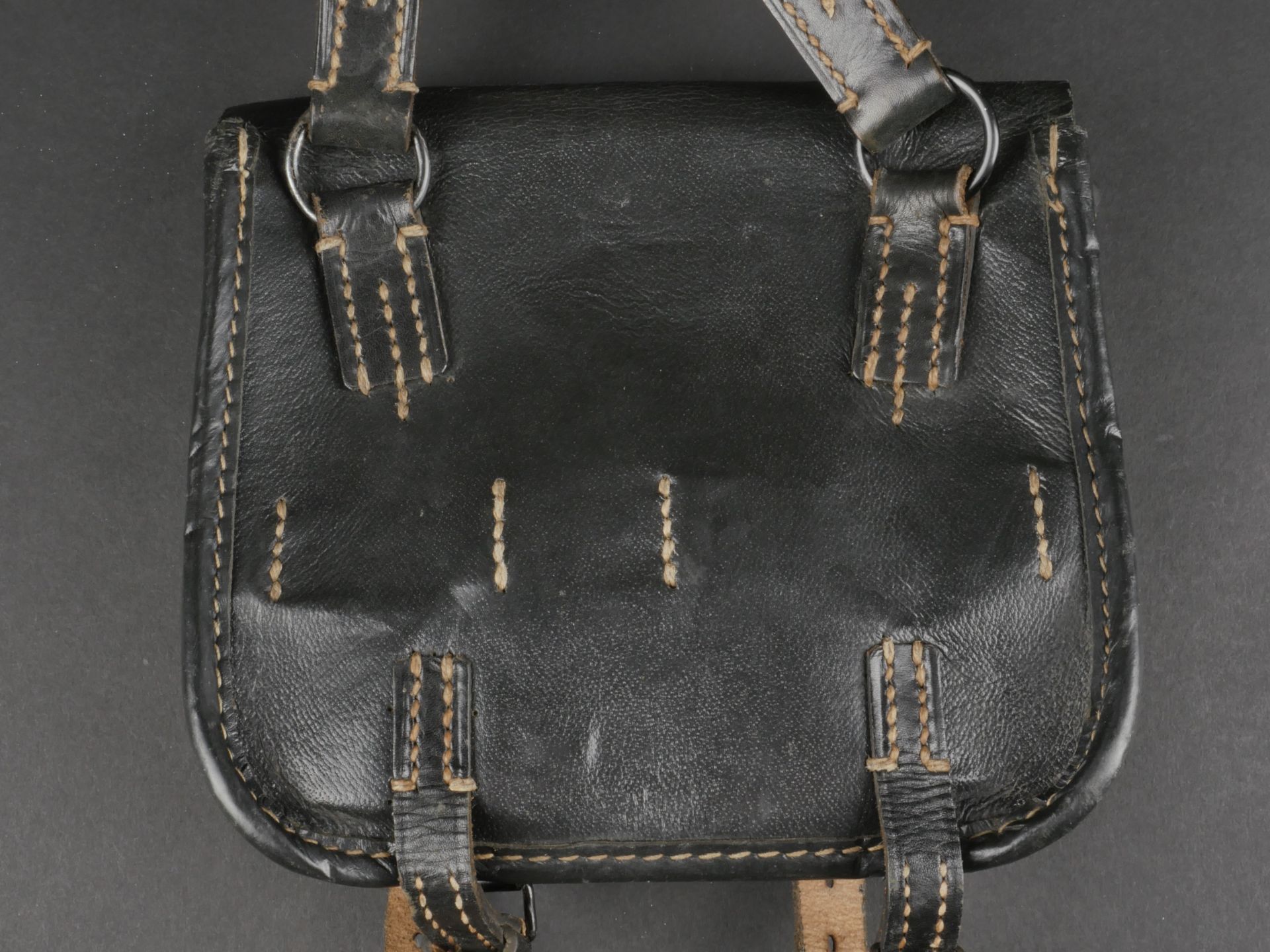 Sacoche de pionnier allemand. 
German pioneer bag. - Image 5 of 10