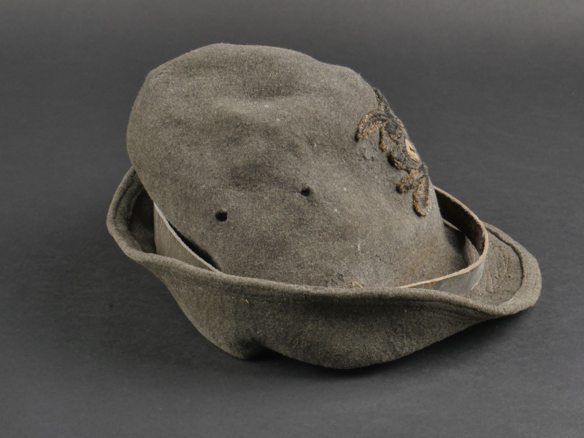 Chapeau de troupe du 1er Regiment des Chasseurs Alpins italien. Troop hat of the 1st Italian Alpine  - Bild 10 aus 10