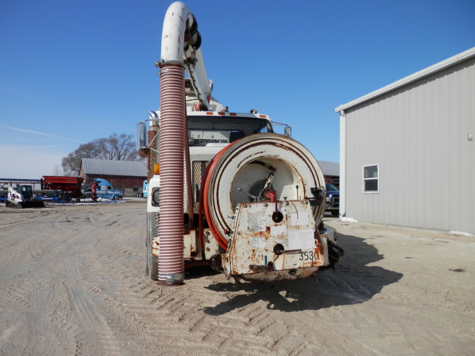 '99 IH NAVISTAR 2674 JETTER VAC TRUCK, VIN 1HTGLAHTXXH649104 - Image 7 of 17