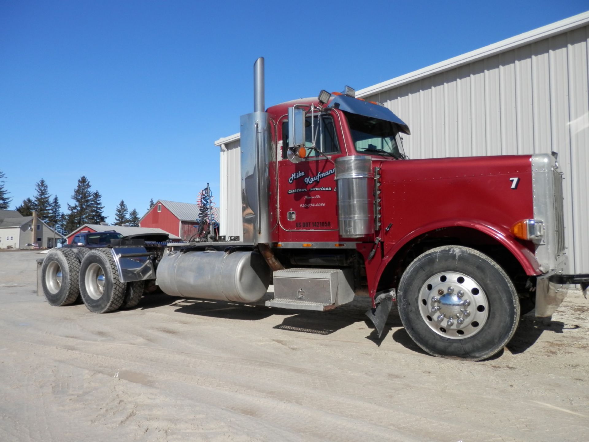 1996 PETERBILT 379 DAY CAB SEMI TRACTOR (TRUCK #7)