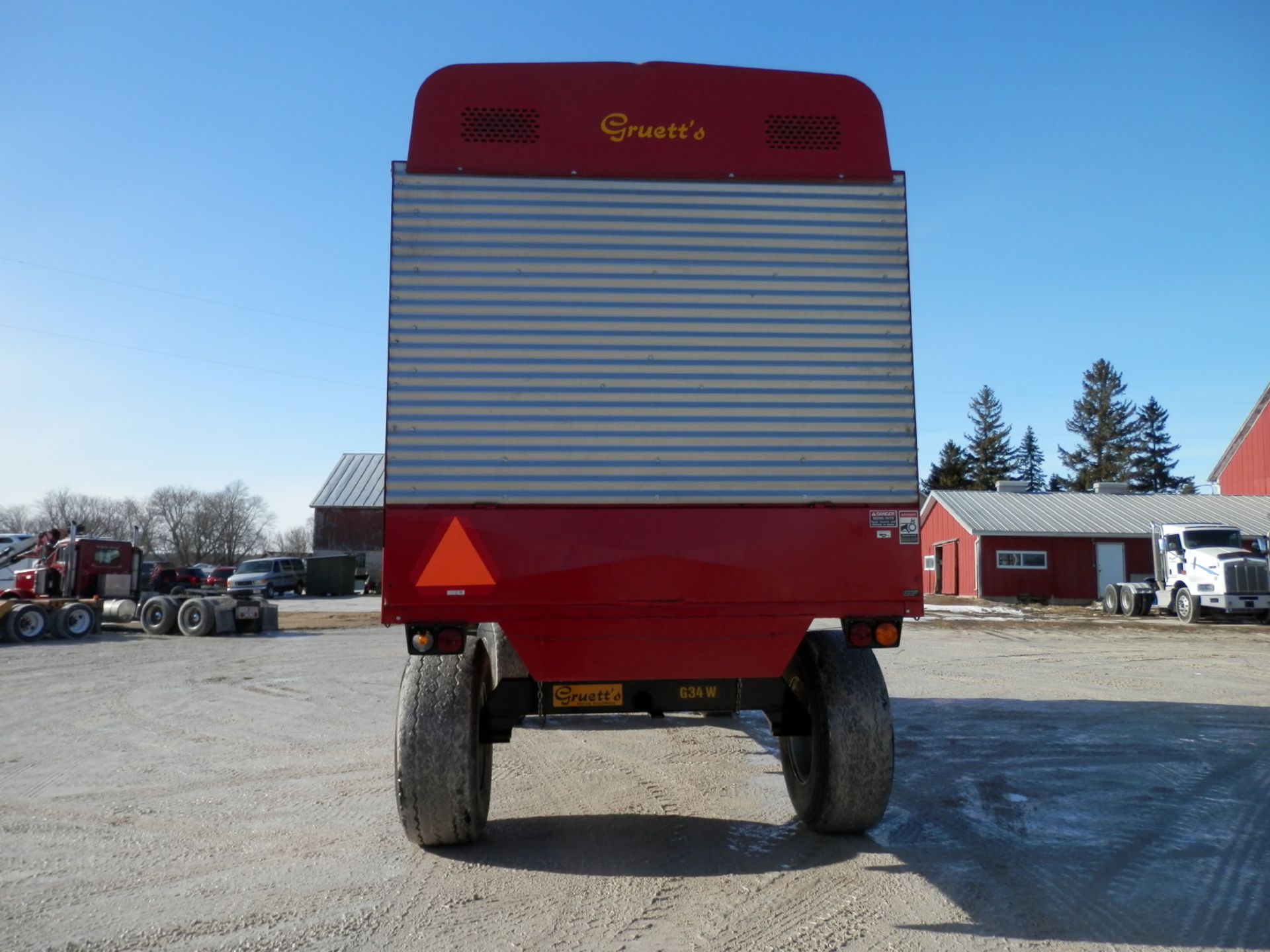 GRUETT SUPER 6900 20' LH FORAGE BOX-WAGON 2 - Image 7 of 16