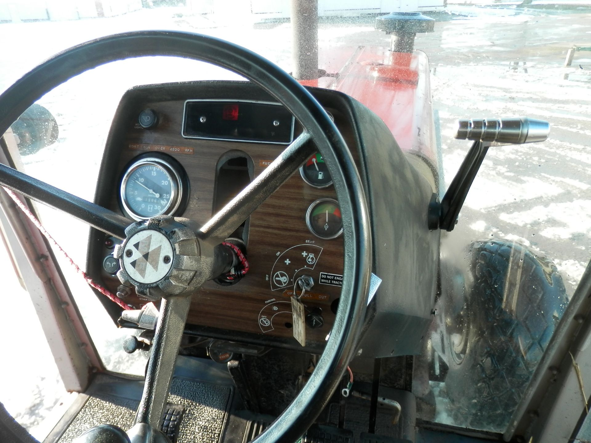 MASSEY FERGUSON 2805 2WD TRACTOR - Image 9 of 17