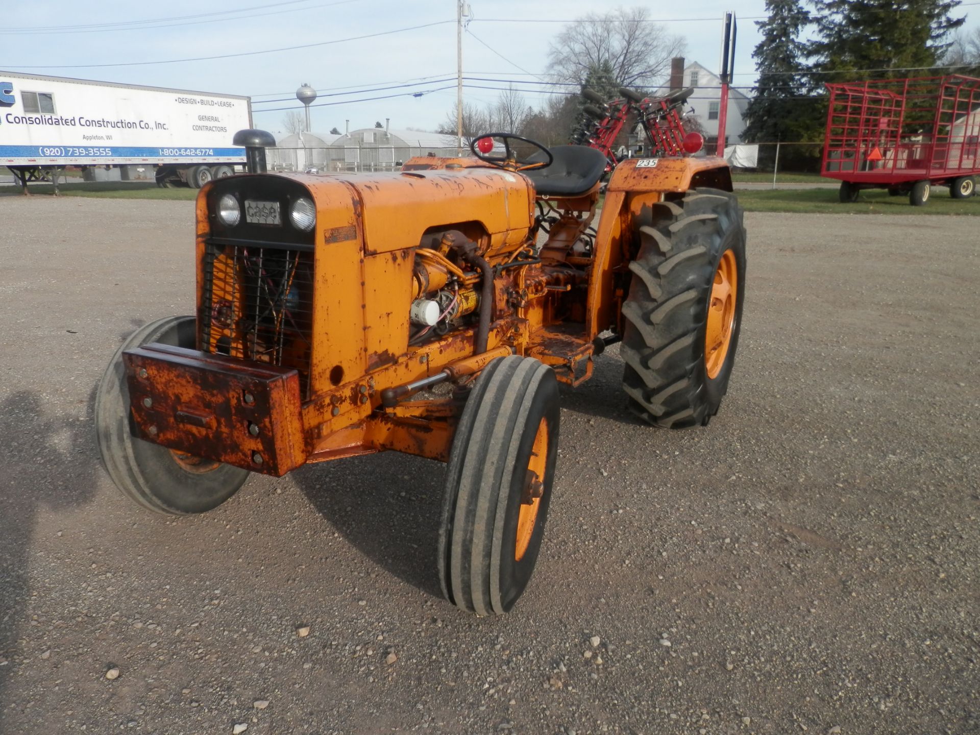 CASE 885 (DAVID BROWN) INDUSTRIAL DSL. UTILITY TRACTOR - Image 2 of 18