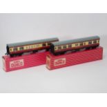 Hornby Dublo reference pair of 4048 BR Restaurant Cars. Metal and plastic couplings, both coaches