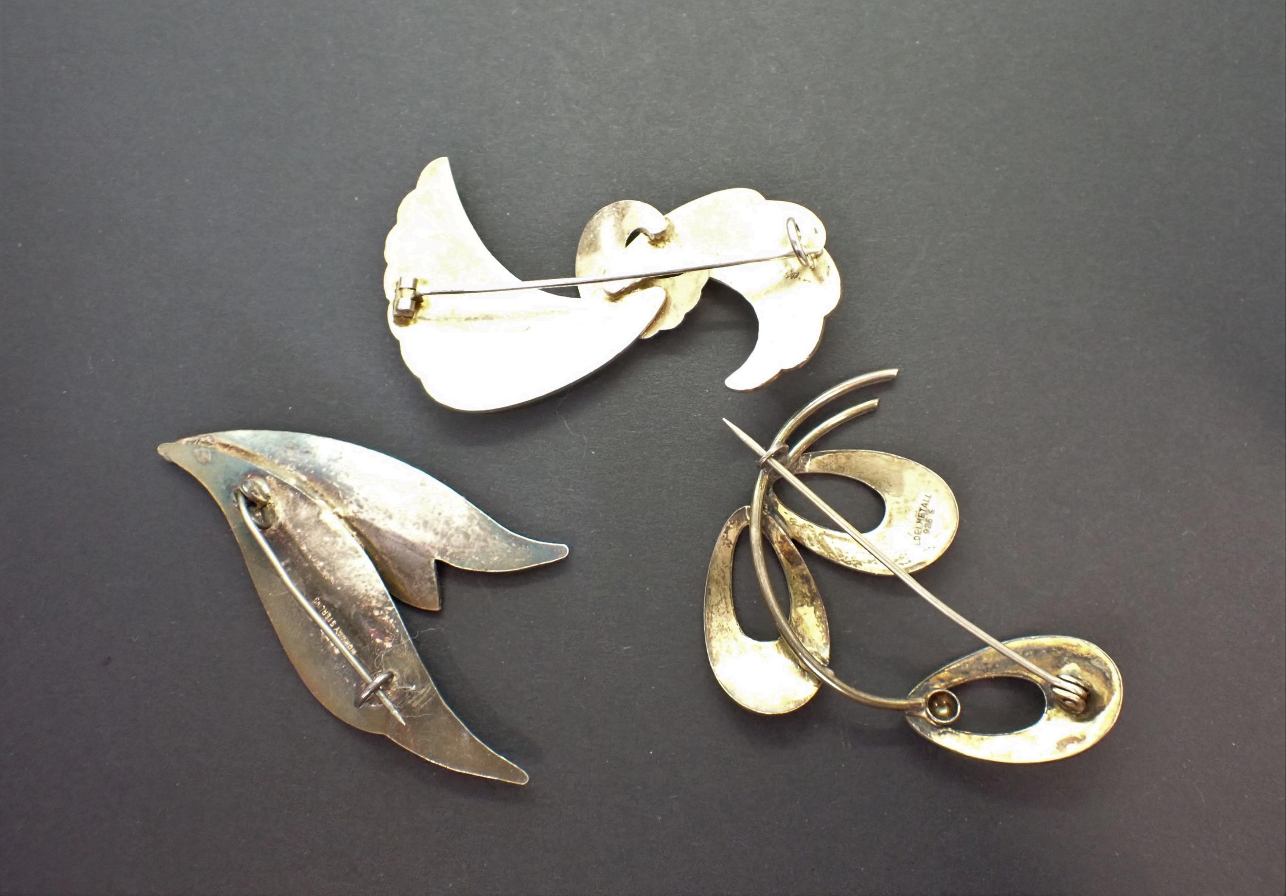 Three Modernist Norwegian sterling silver and white enamel Brooches - Image 2 of 2