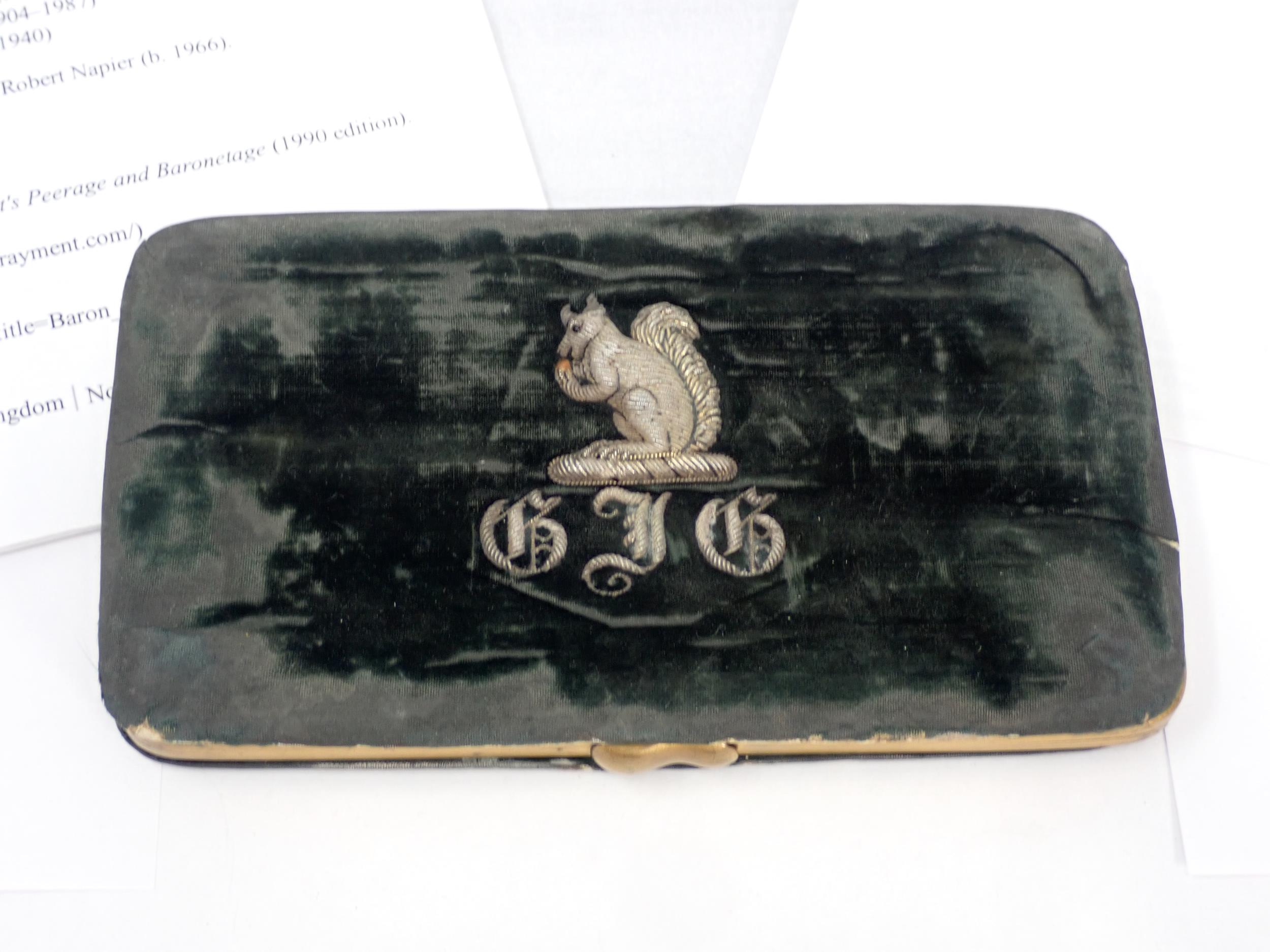 A 19th Century Purse having belonged to Lieutenant Colonel George James Gilbard with written history - Image 2 of 6