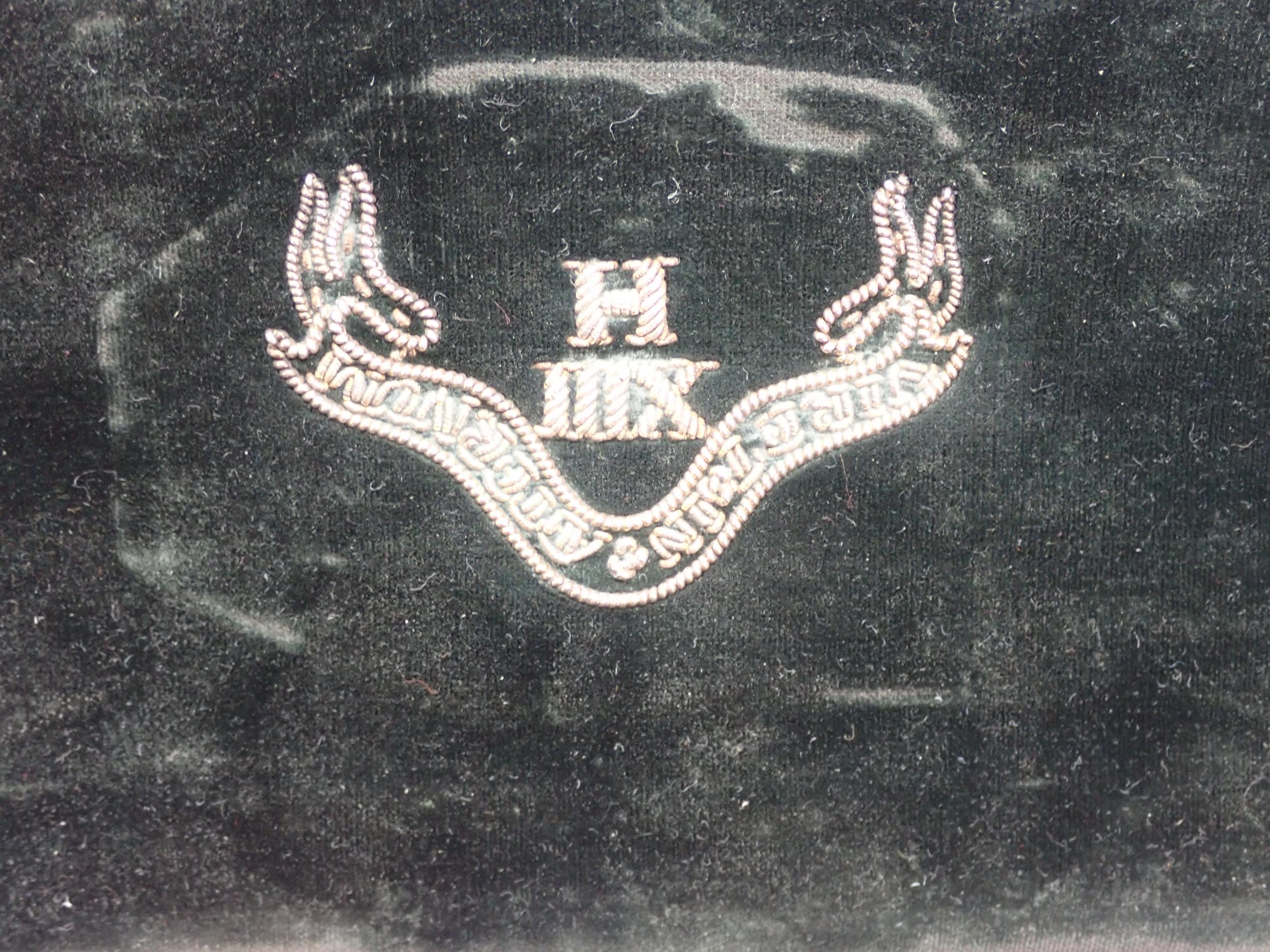 A 19th Century Purse having belonged to Lieutenant Colonel George James Gilbard with written history - Image 4 of 6