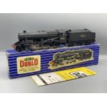 Hornby Dublo LT25 8F 2-8-0 Locomotive in mint condition, has been lightly run, box Ex-plus with