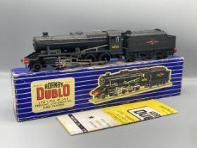 Hornby Dublo LT25 8F 2-8-0 Locomotive in mint condition, has been lightly run, box Ex-plus with