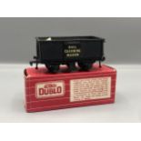 Hornby Dublo rare 4654 Rail Cleaning Wagon in mint condition with two filter plugs and instructions,