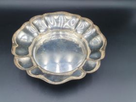 An Elizabeth II silver shallow Bowl of lobed form, Birmingham 1969, 9 1/2in, 460gms