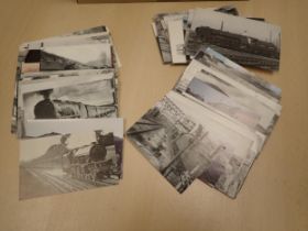 Box: Train related Postcards, engines and stations; (box)