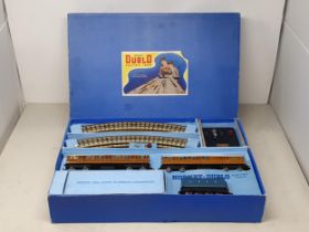 Hornby Dublo EDP1 'Sir Nigel Gresley' Passenger Set, mint boxed. Locomotive and coaches are in