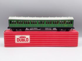 Hornby Dublo Export 4231 SR Suburban 2nd class Coach, unused boxed. Coach in mint condition