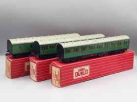 Three Hornby Dublo SR Suburban Coaches including 2x 4081 and 1x 4082, mint boxed. Models are all