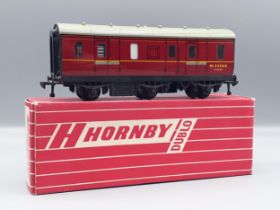 Hornby Dublo 4076 Six-wheeled Passenger Brake, unused boxed. Model in mint condition, box superb