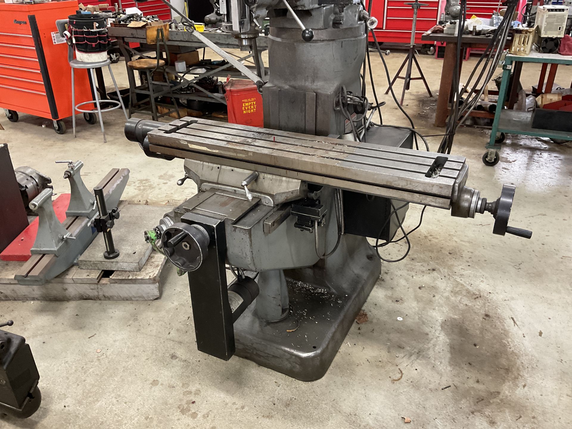 Bridgeport Series Knee Mill with Prototrack Control plus 2HP table 42" x 9" - Image 6 of 9