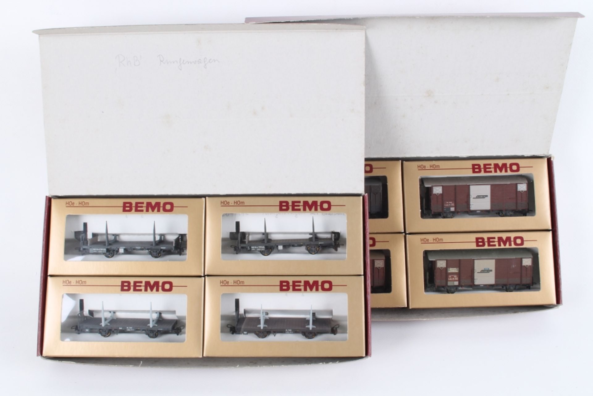 Bemo, zwei 4er Güterwagen-Sets 