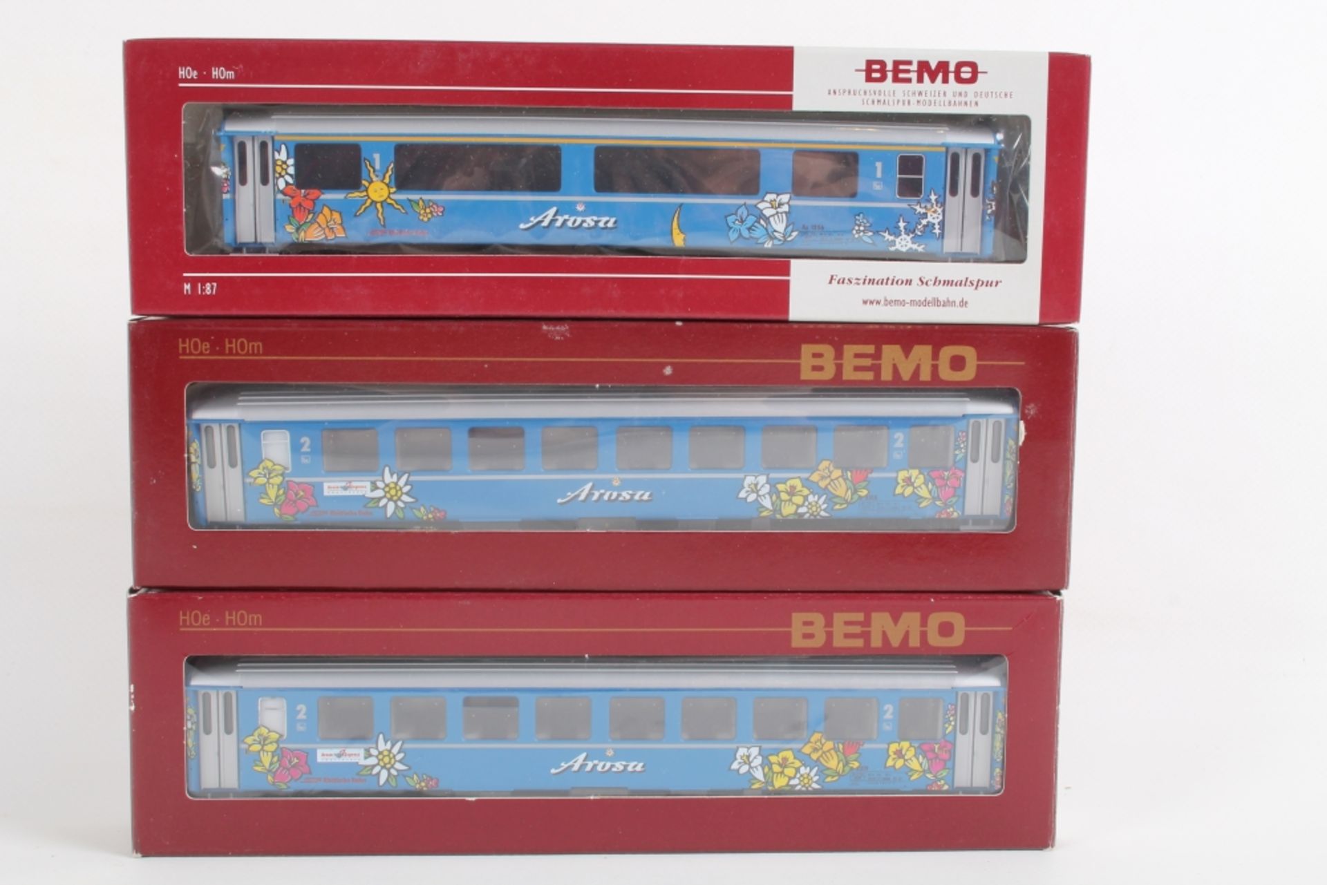 Bemo, drei Reisezugwagen  - Bild 2 aus 2