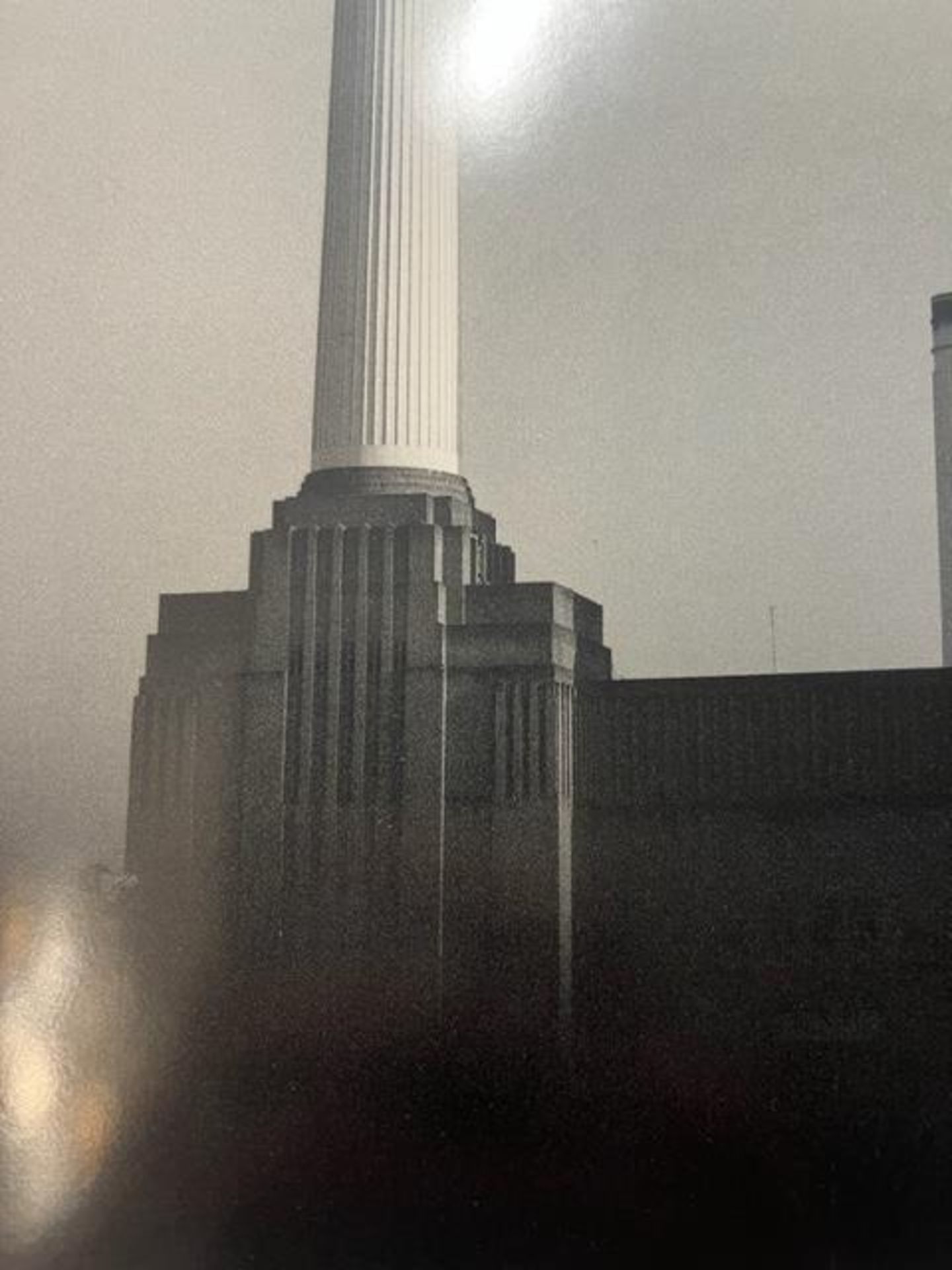 Ryuji Miyamoto "Battersea Power Station" Print. - Bild 4 aus 6