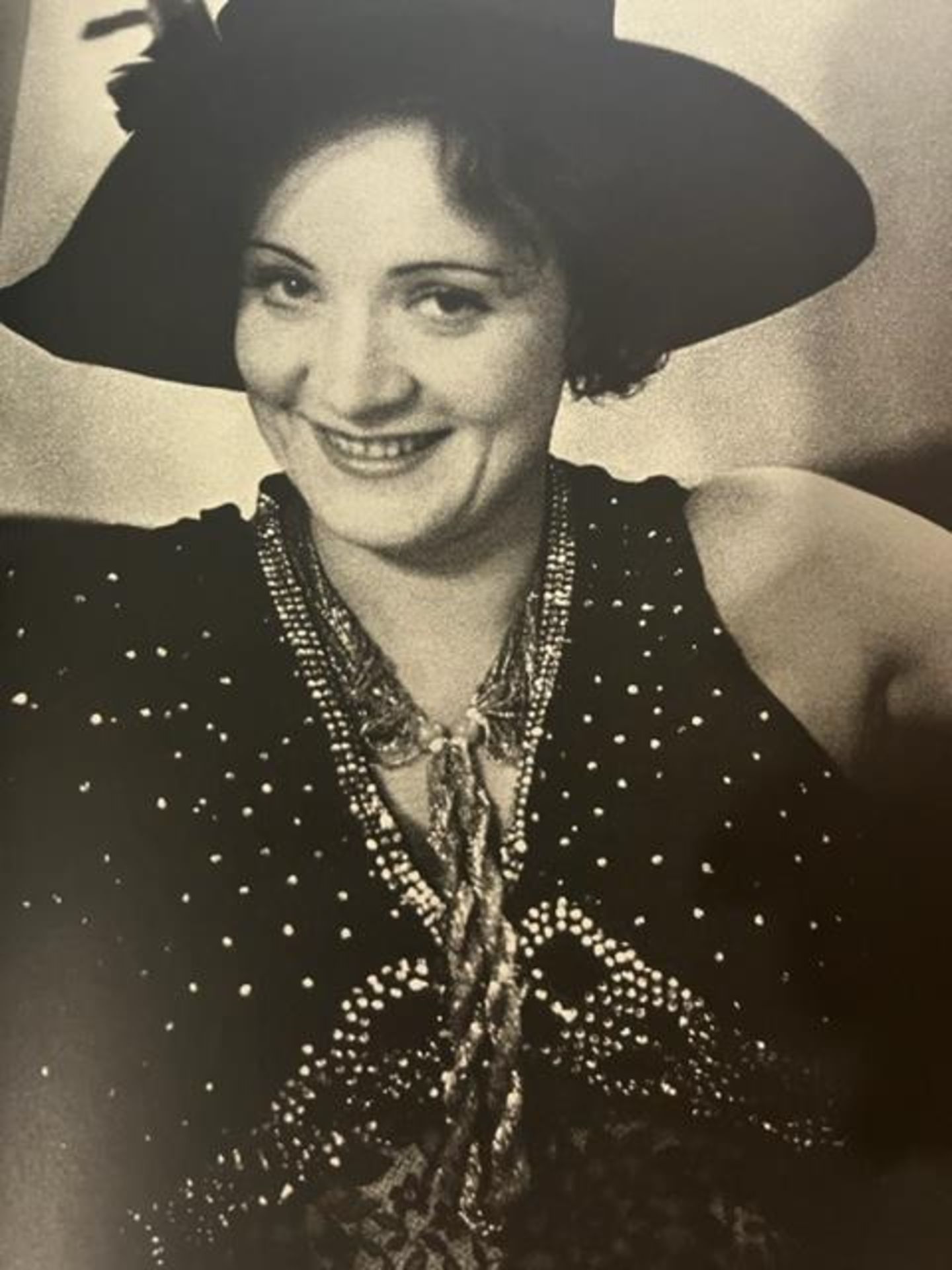 Alfred Eisenstaedt "Marlene Dietrich" Print. - Image 4 of 6