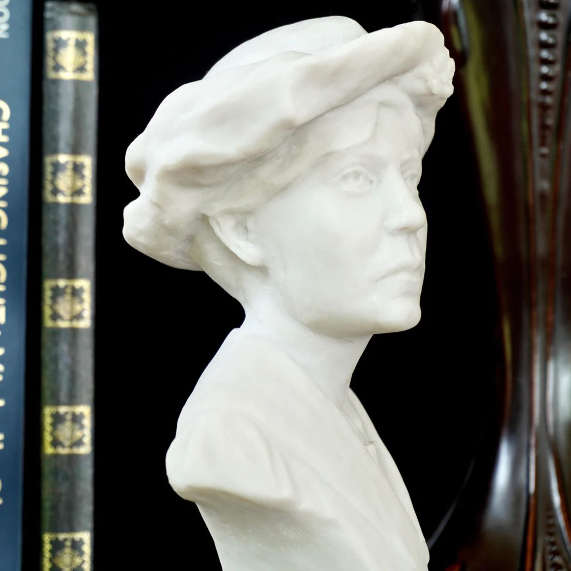 Alice Paul Bust - Image 3 of 4