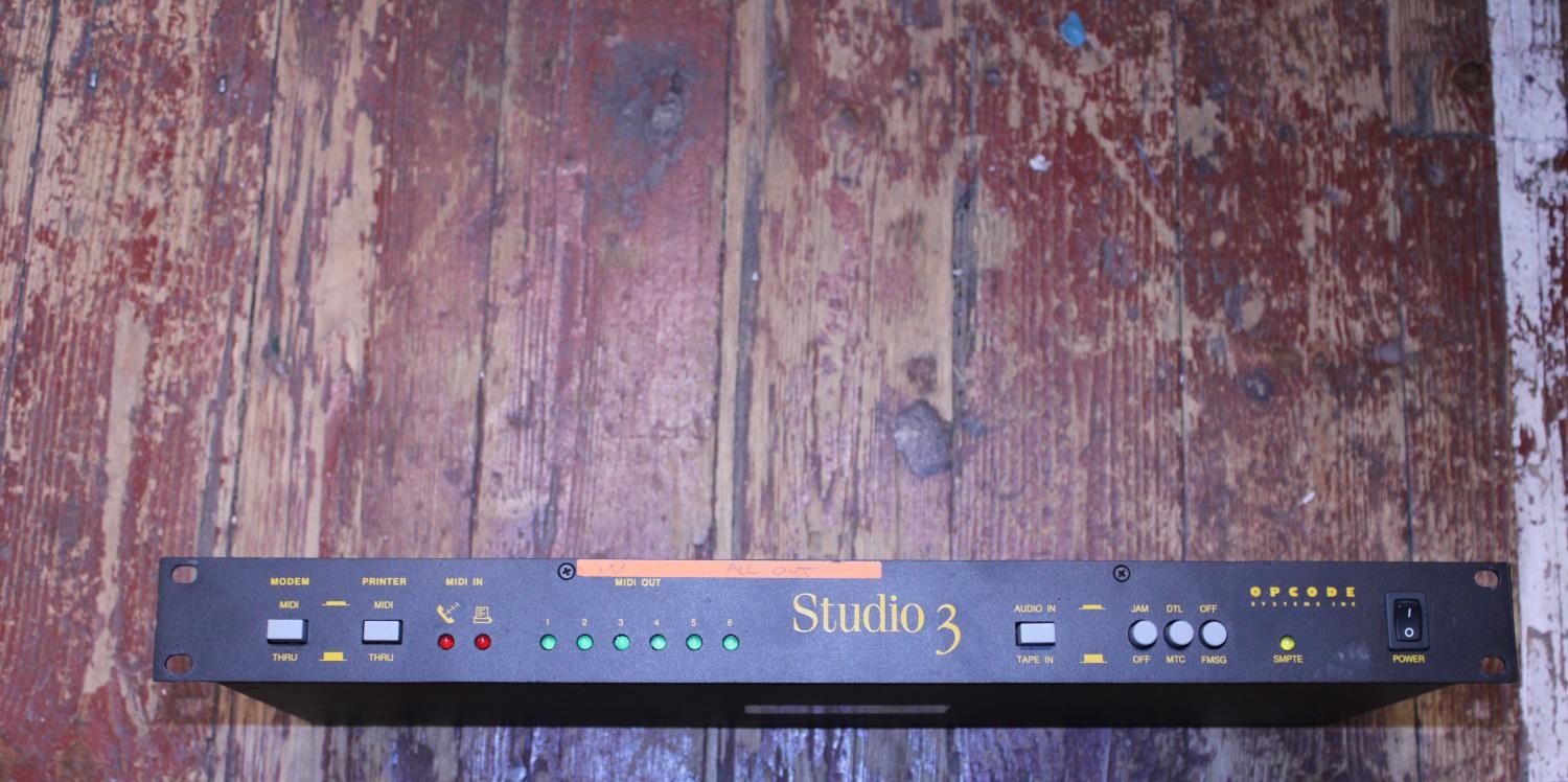 A Studio 3 electronic (untested)