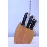 A Viners six knife set and block
