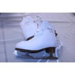 A pair of Galaxy ice skates size 7