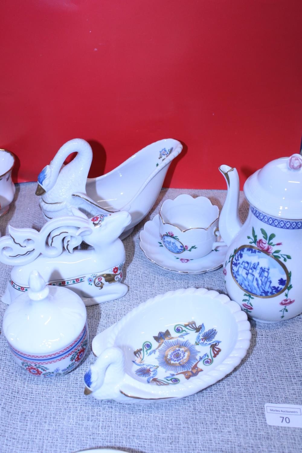 Seven pieces of Elizabeth Arden Orient Express ceramics