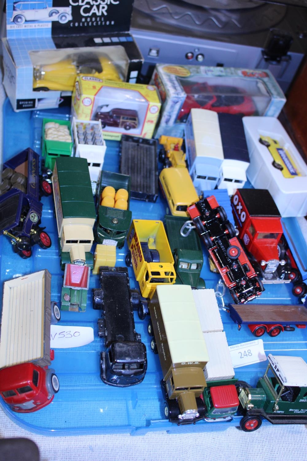 A tray of assorted die-cast models