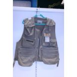 A Shakespeare fishing utility vest size M