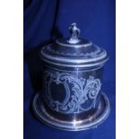 A good quality silver plaited Victorian biscuit barrel