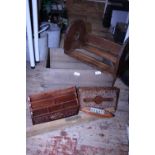 A job lot of vintage treen items, shipping unavailable