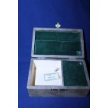 A Vintage Thoren's musical jewellery box a/f