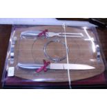 A new boxed roast carving set